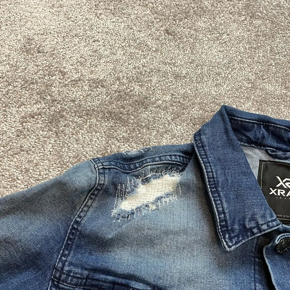 X Ray Jean Jacket Mens Medium Blue Denim Distressed Scuffed Patched Button Up